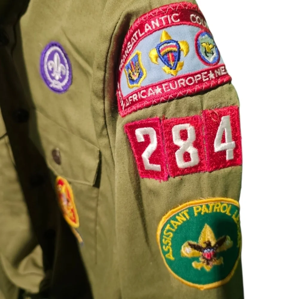 Vintage One-of-a-kind 1960s Boy Scout Shirt with Hand Sewn Patches! 17 P2P - Picture 2 of 6
